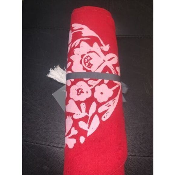 Threshold Table Runner Red Heart  14 x 72 Machine Wash 100% Cotton. New - Picture 2 of 5